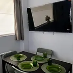 La Arquita, Tu En Apartman