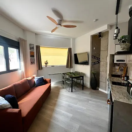 La Arquita, Tu En Appartement *